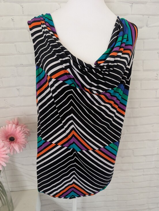 Calvin Klein Tops - Calvin Klein Sleeveless Top Size XL
